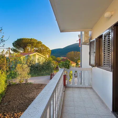 Beluga Apartment Budva Exterior photo